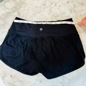 Lululemon shorts with liner, black size small